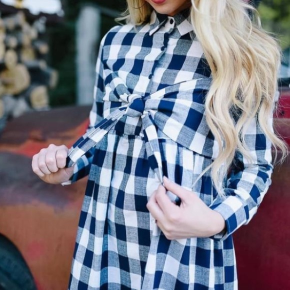 New Hailey & Co Tie Front Dress - Picture 3 of 10